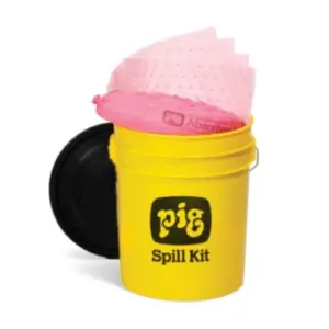 Kit antiderrames PIG® HazMat en contenedor económico de alta visibilidad - KIT3200